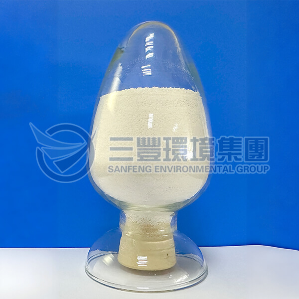 固體無堿速凝劑