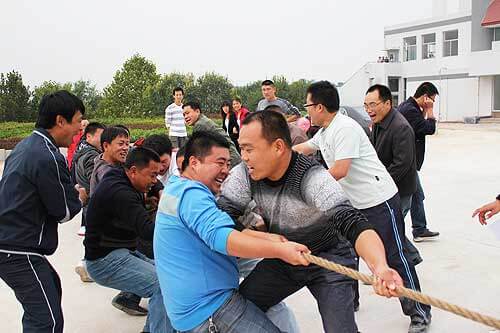三豐集團組織拔河比賽
